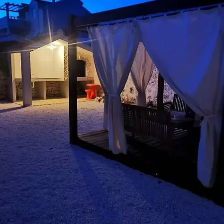 House Galeb- 20 Meters From Beach!! Casa de Férias *