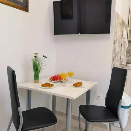 House Galeb- 20 Meters From Beach!! *
